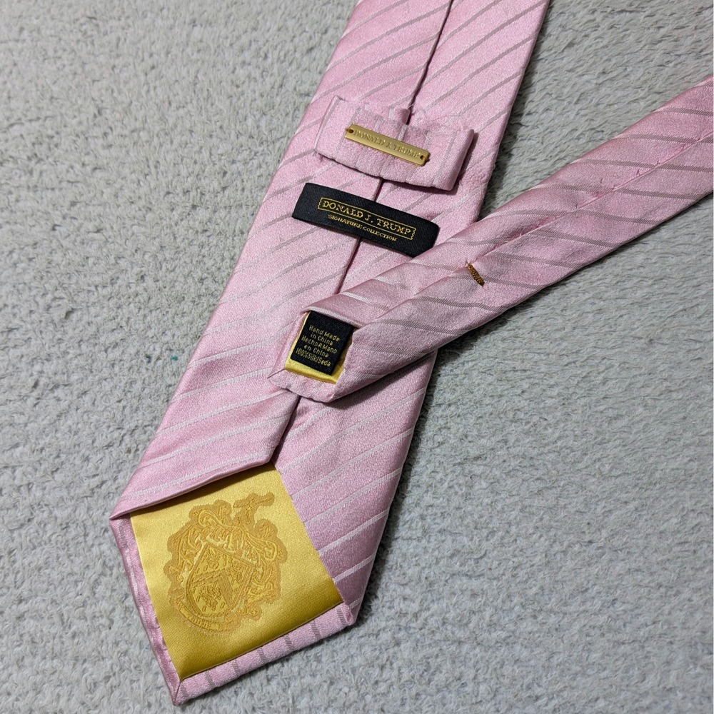 Donald J. Trump Necktie Mens OS Pink Striped Silk Signature Collection - Picture 1 of 4